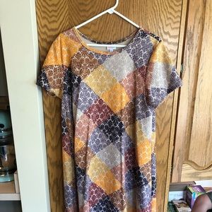 EUC Lularoe Carly 2XL